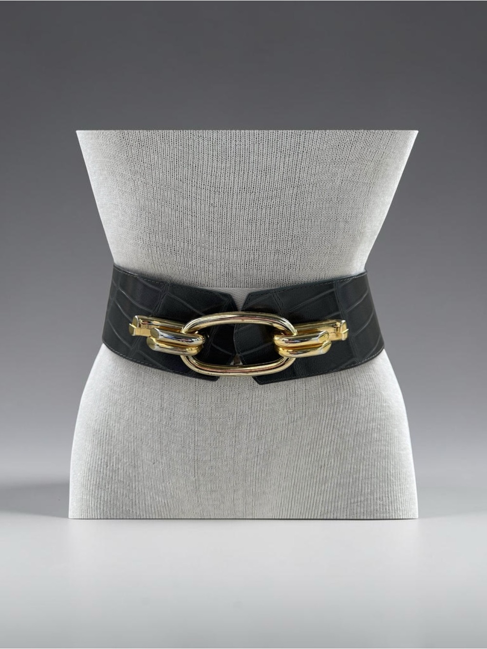 80s Emmanuel Black Wide Croc-Embossed Waist Women's Belt with Gold Chain Link